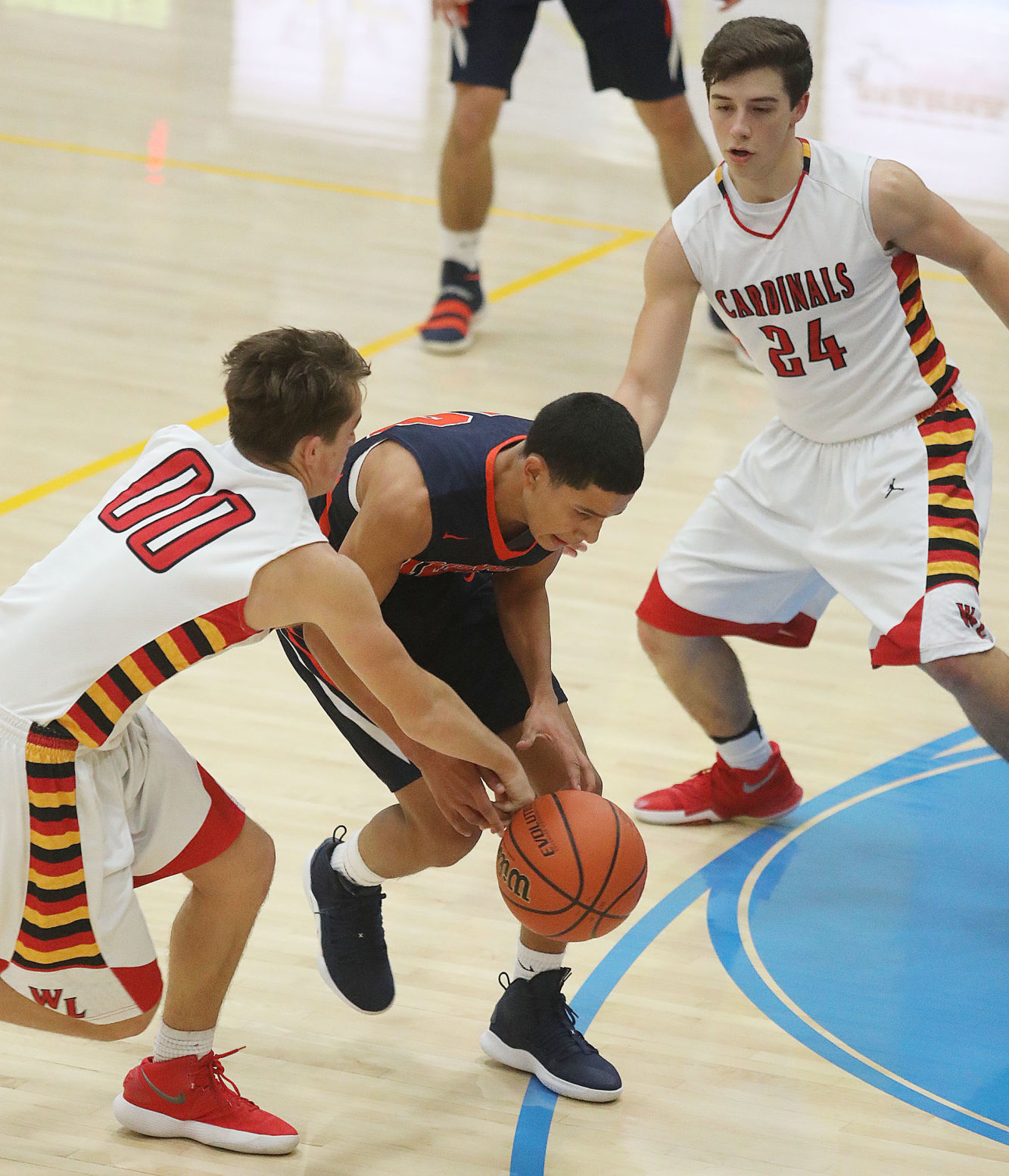 Warrensburg Latham vs Cerro Gordo Bement boys basketball 16 12.3.18.jpg